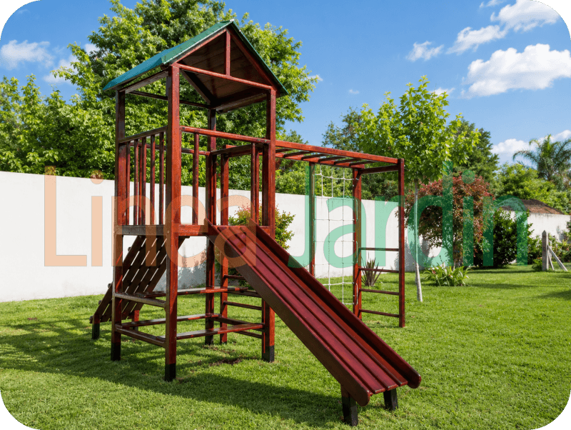 Mangrullos Infantiles de Madera con Tobogán Hamacas Pasamanos Puentes Juegos de Plaza, marca LINEA JARDIN