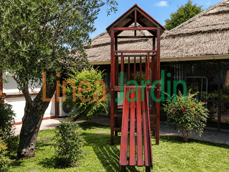 Juegos de Plaza, Mangrullo con Tobogan